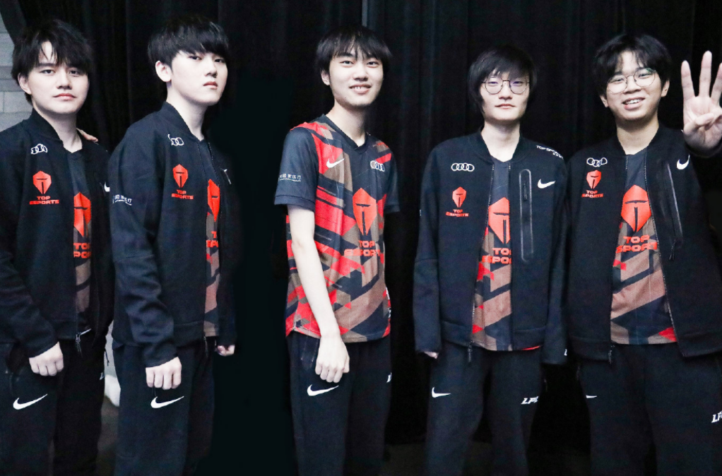 跑位为其创 跑位为其创