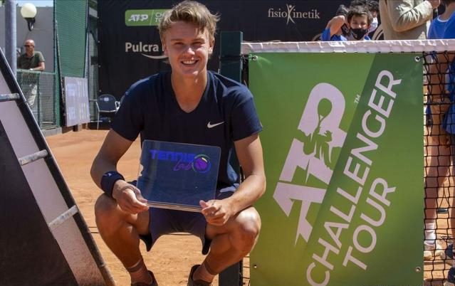 他们在国际 他们在国际