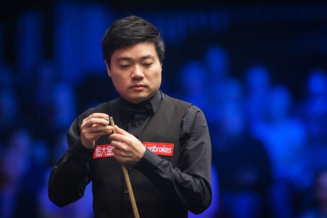 而是在赛季 而是在赛季