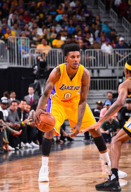 融入 融入